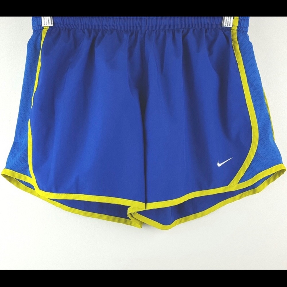 Nike Dri -Fit Shorts Size XL youth